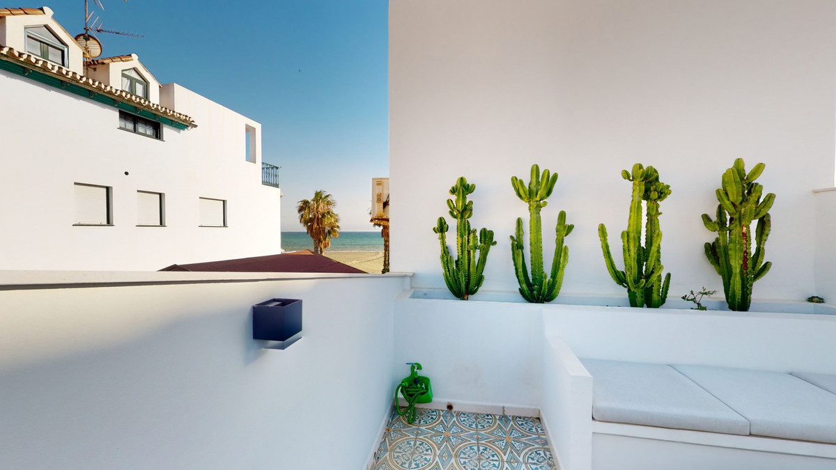 Te koop Half vrijstaand huis Costa Del Sol Caleta De Vélez € 349.999,-