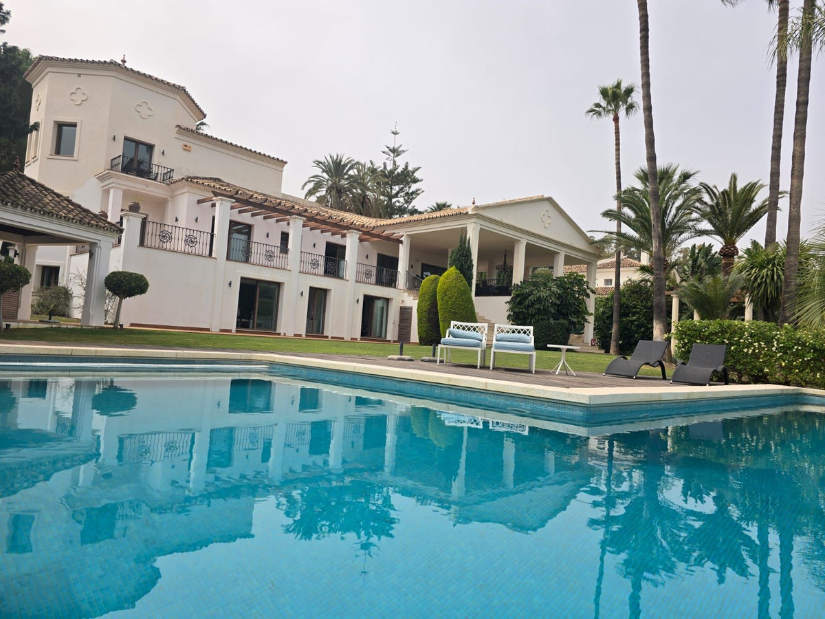 Te koop Vrijstaande Villa Costa Del Sol Marbella € 3.200.000,-