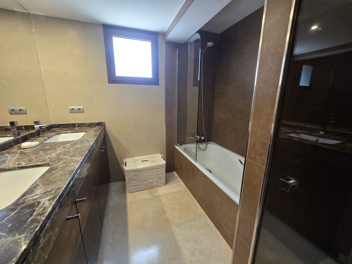 Te koop Vrijstaande Villa Costa Del Sol Marbella € 3.200.000,-