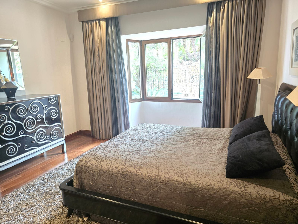 Te koop Vrijstaande Villa Costa Del Sol Marbella € 3.200.000,-