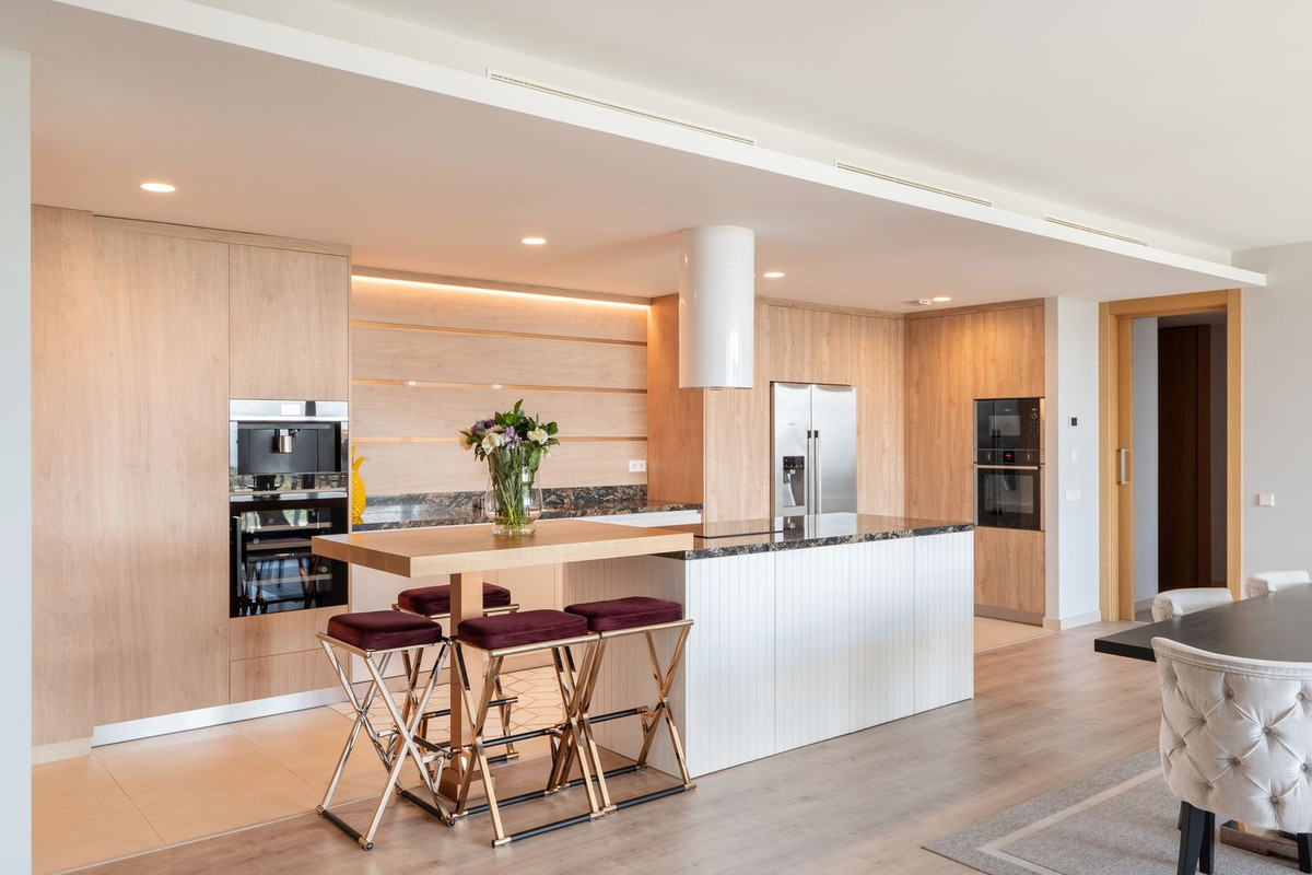 Te koop Bovenwoning Costa Del Sol Benahavís € 1.700.000,-