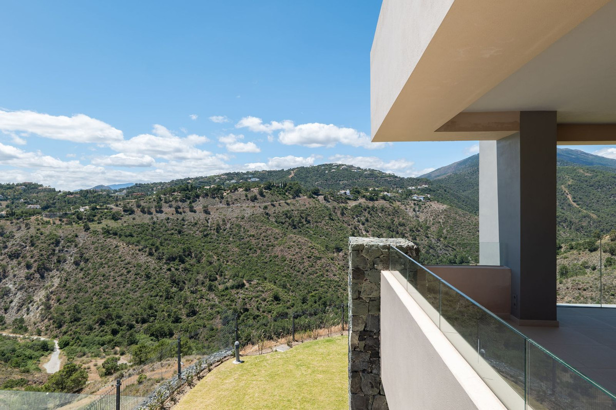 Te koop Bovenwoning Costa Del Sol Benahavís € 1.700.000,-