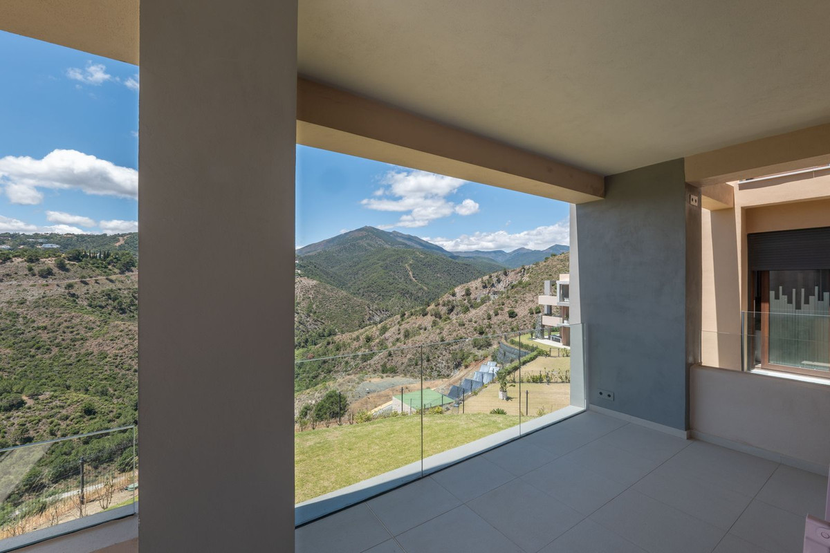 Te koop Bovenwoning Costa Del Sol Benahavís € 1.700.000,-