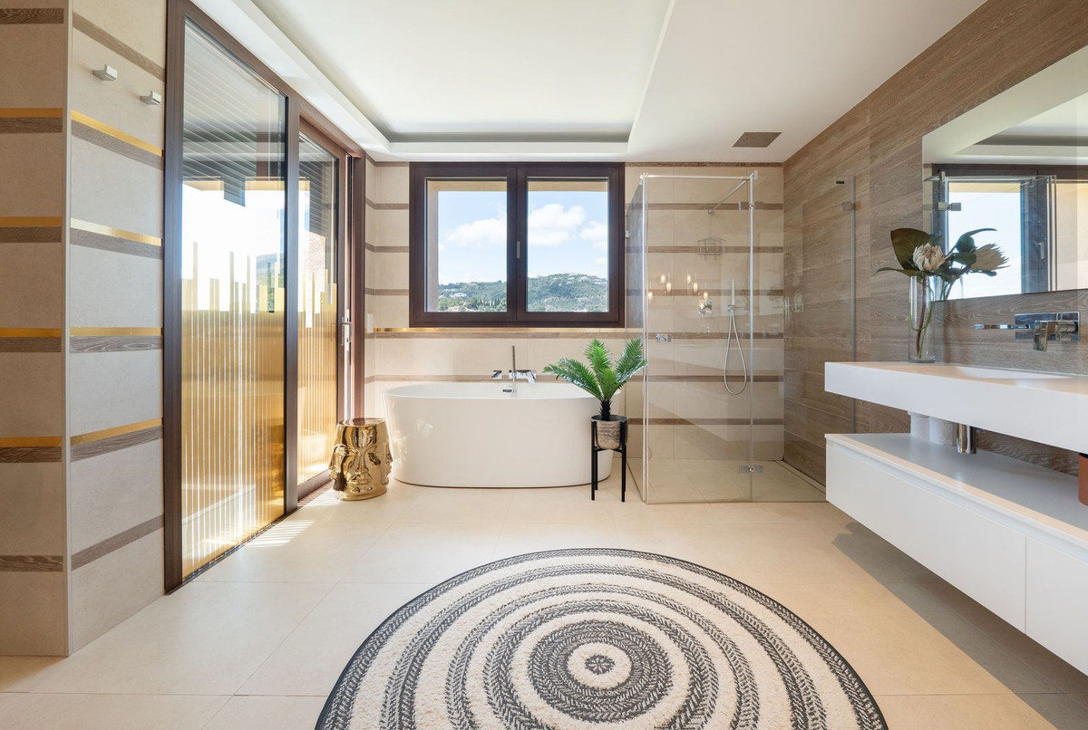 Te koop Bovenwoning Costa Del Sol Benahavís € 1.700.000,-