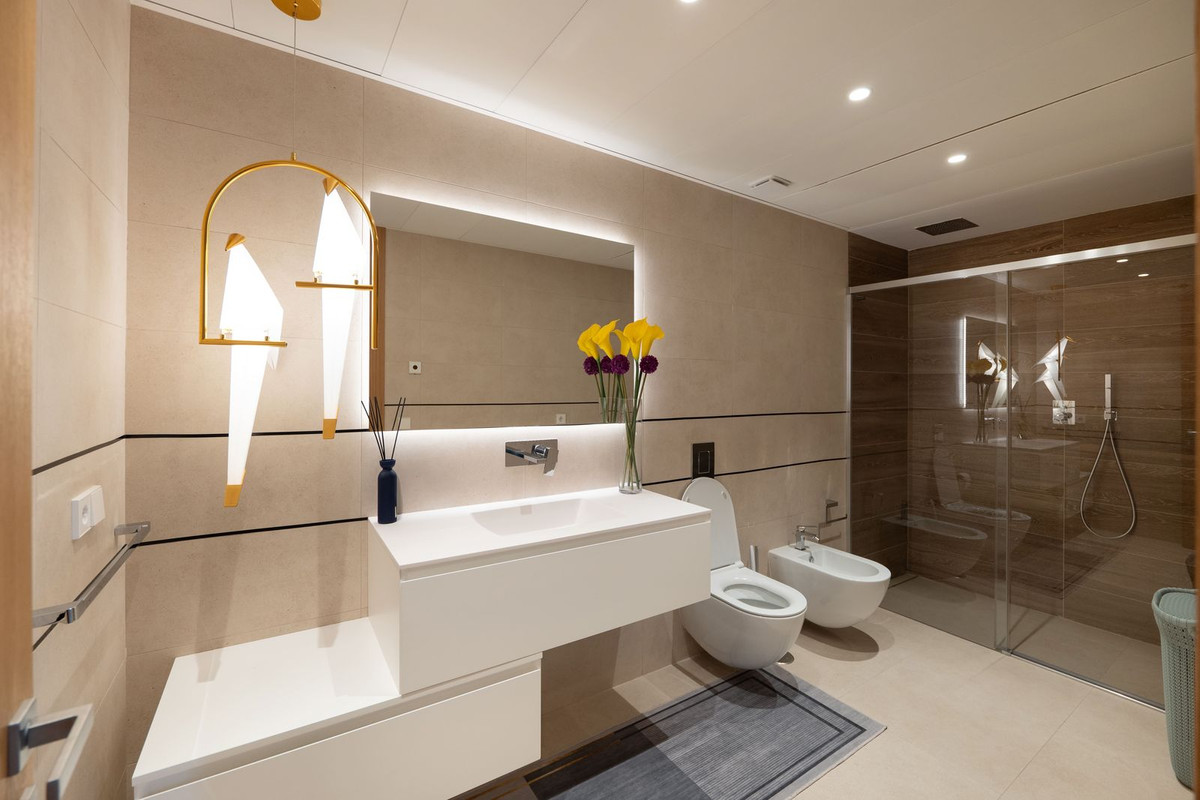 Te koop Bovenwoning Costa Del Sol Benahavís € 1.700.000,-