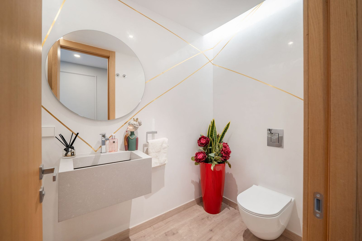 Te koop Bovenwoning Costa Del Sol Benahavís € 1.700.000,-