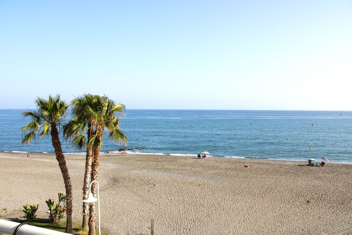 Te koop Duplexwoning Costa Del Sol Algarrobo Costa € 380.000,-