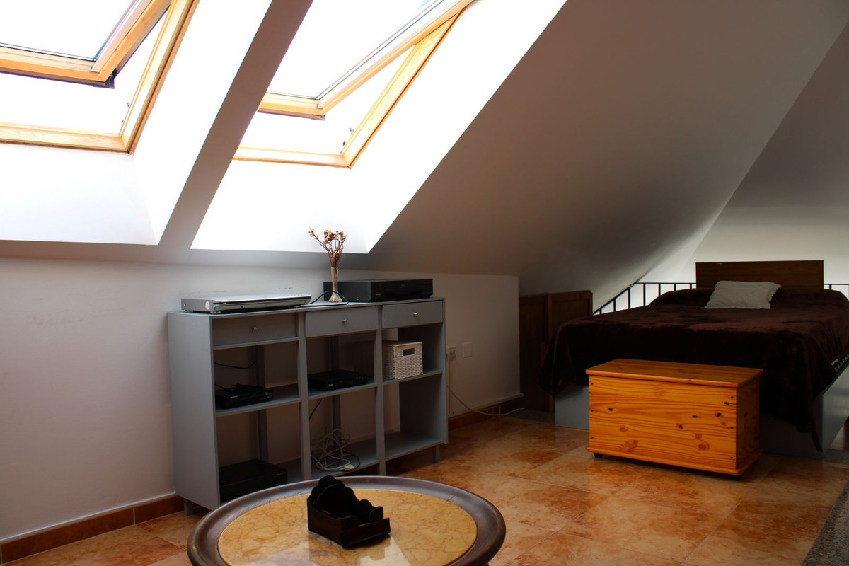 Te koop Duplexwoning Costa Del Sol Algarrobo Costa € 380.000,-