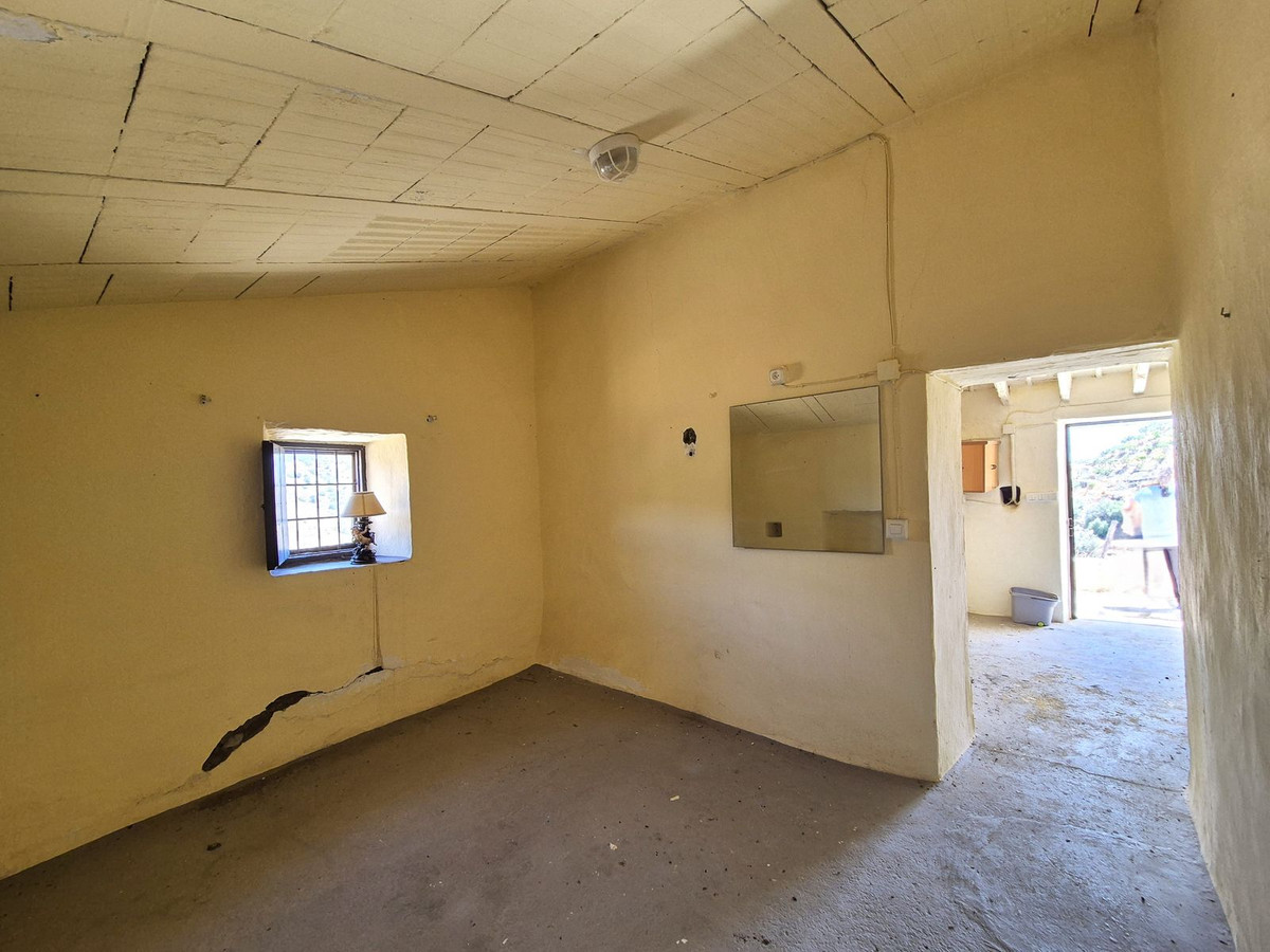 Te koop Finca - Cortijo Costa Del Sol Torrox € 198.000,-