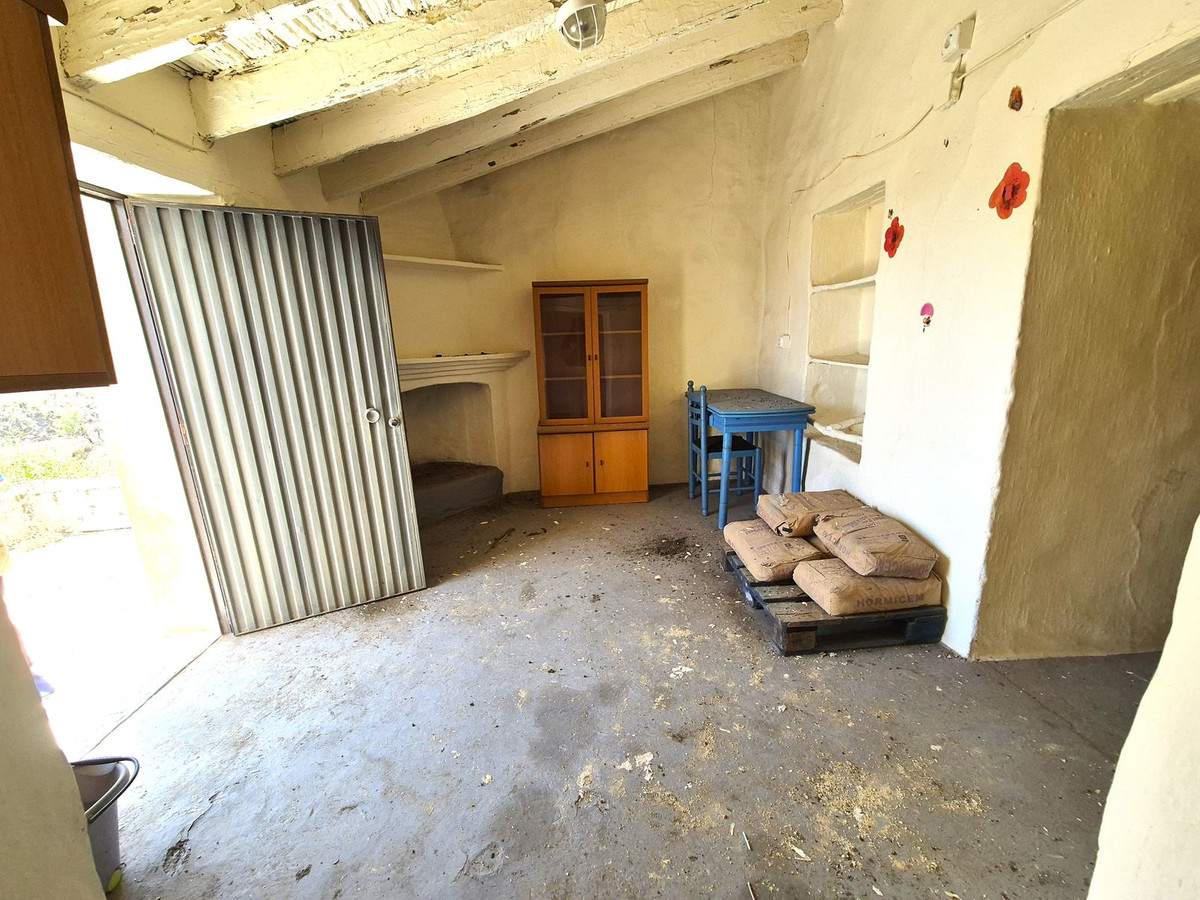 Te koop Finca - Cortijo Costa Del Sol Torrox € 198.000,-