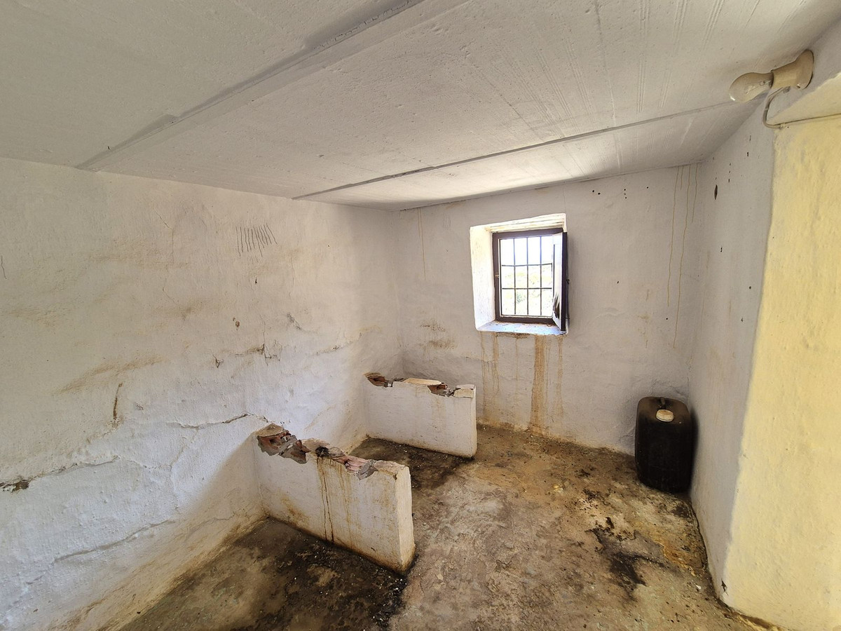 Te koop Finca - Cortijo Costa Del Sol Torrox € 198.000,-