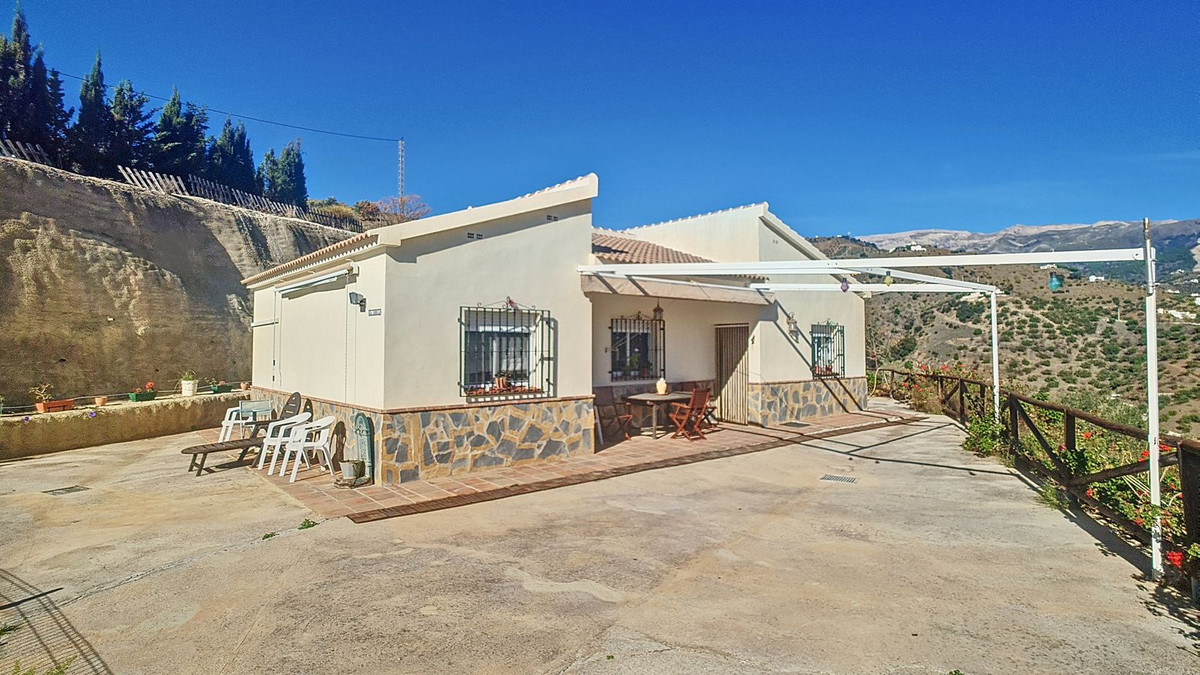 Te koop Vrijstaande Villa Costa Del Sol Corumbela € 375.000,-