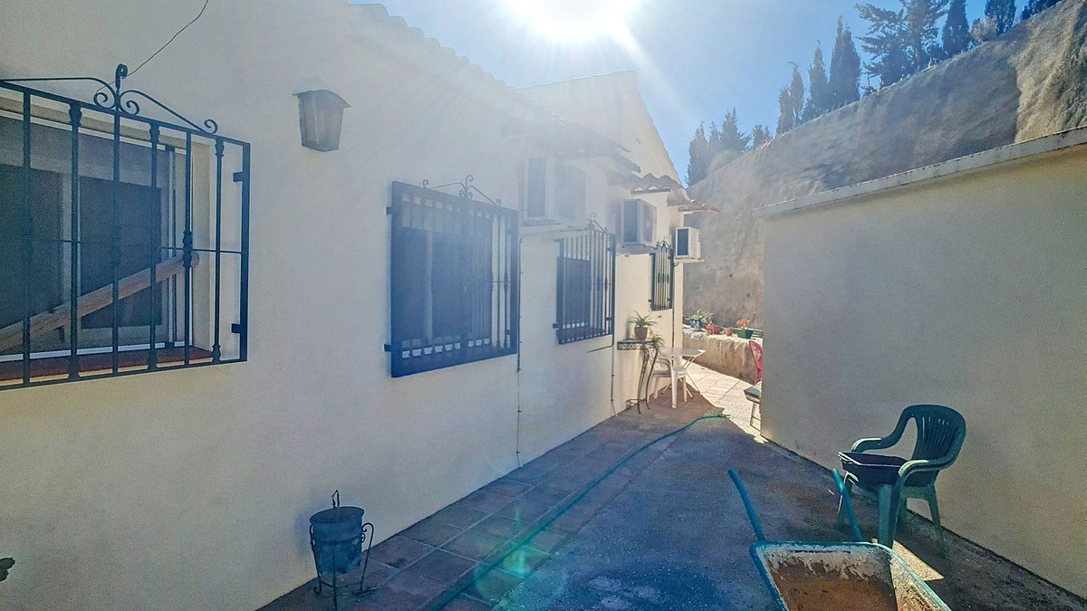 Te koop Vrijstaande Villa Costa Del Sol Corumbela € 375.000,-