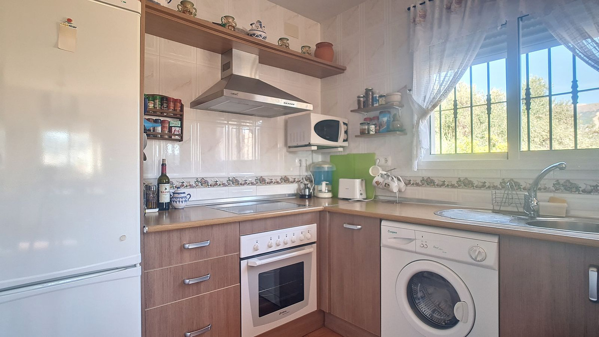 Te koop Vrijstaande Villa Costa Del Sol Corumbela € 375.000,-