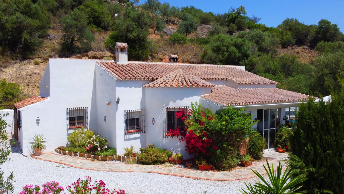 Te koop Vrijstaande Villa Costa Del Sol Comares € 349.000,-