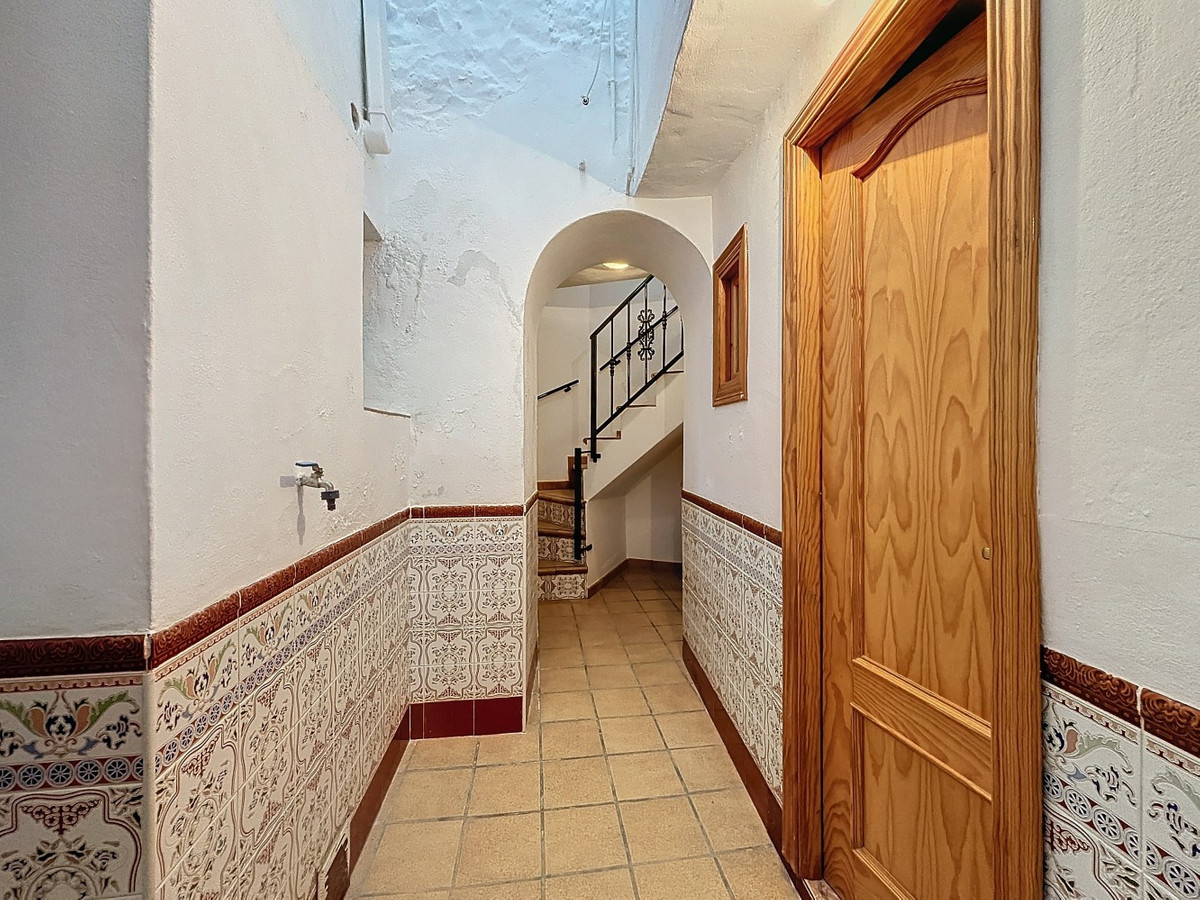 Te koop Half vrijstaand huis Costa Del Sol Árchez € 239.000,-