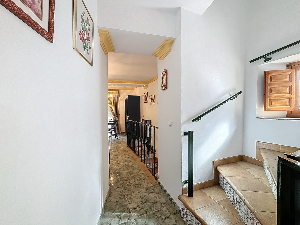 Te koop Half vrijstaand huis Costa Del Sol Árchez € 239.000,-