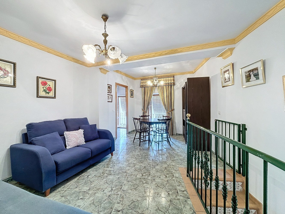 Te koop Half vrijstaand huis Costa Del Sol Árchez € 239.000,-