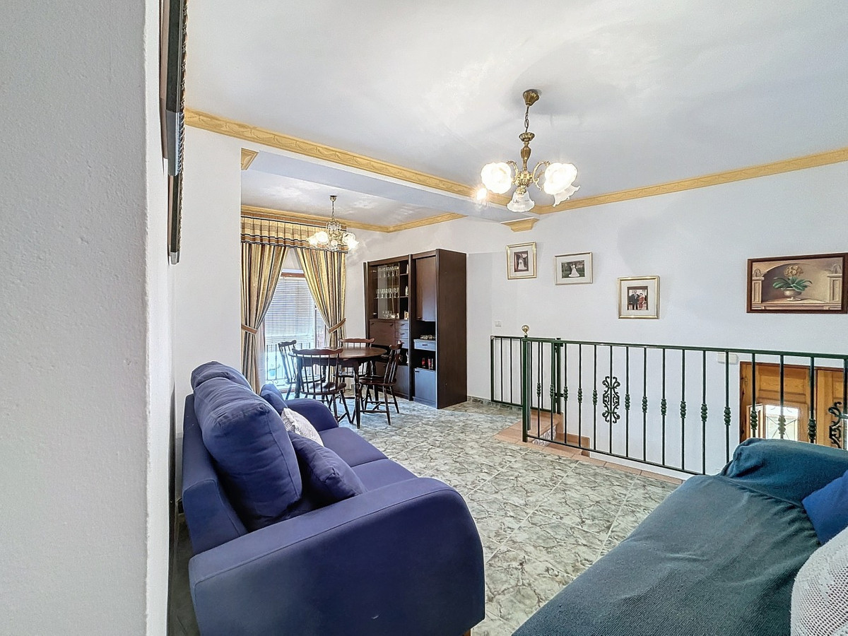 Te koop Half vrijstaand huis Costa Del Sol Árchez € 239.000,-