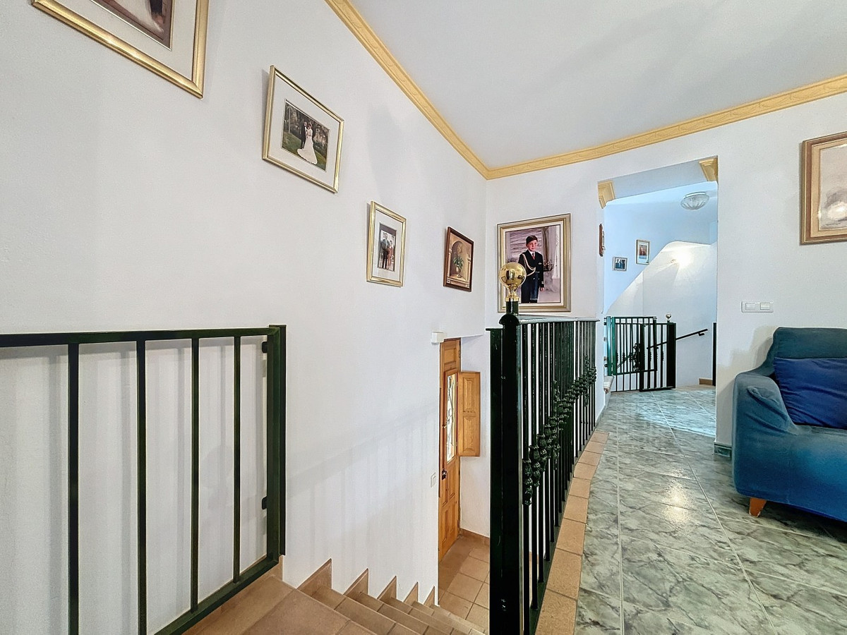 Te koop Half vrijstaand huis Costa Del Sol Árchez € 239.000,-