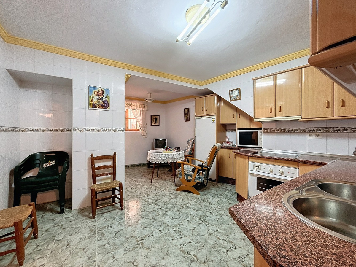 Te koop Half vrijstaand huis Costa Del Sol Árchez € 239.000,-