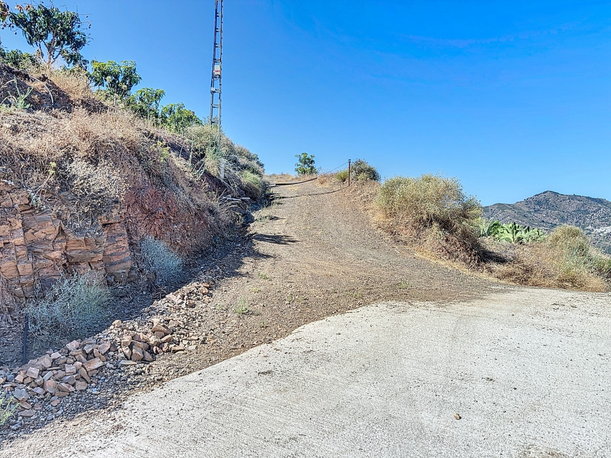 Te koop Finca - Cortijo Costa Del Sol Benamargosa € 288.000,-