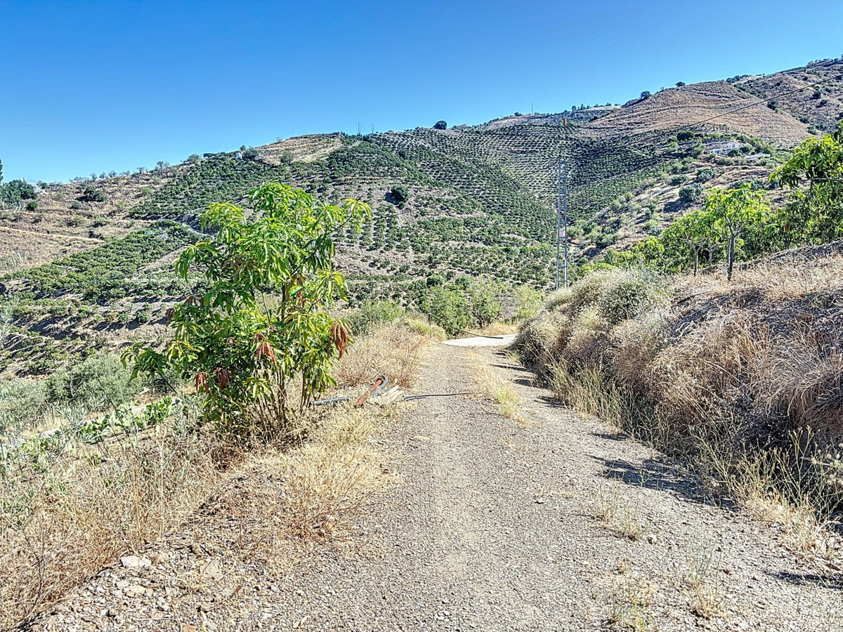 Te koop Finca - Cortijo Costa Del Sol Benamargosa € 288.000,-