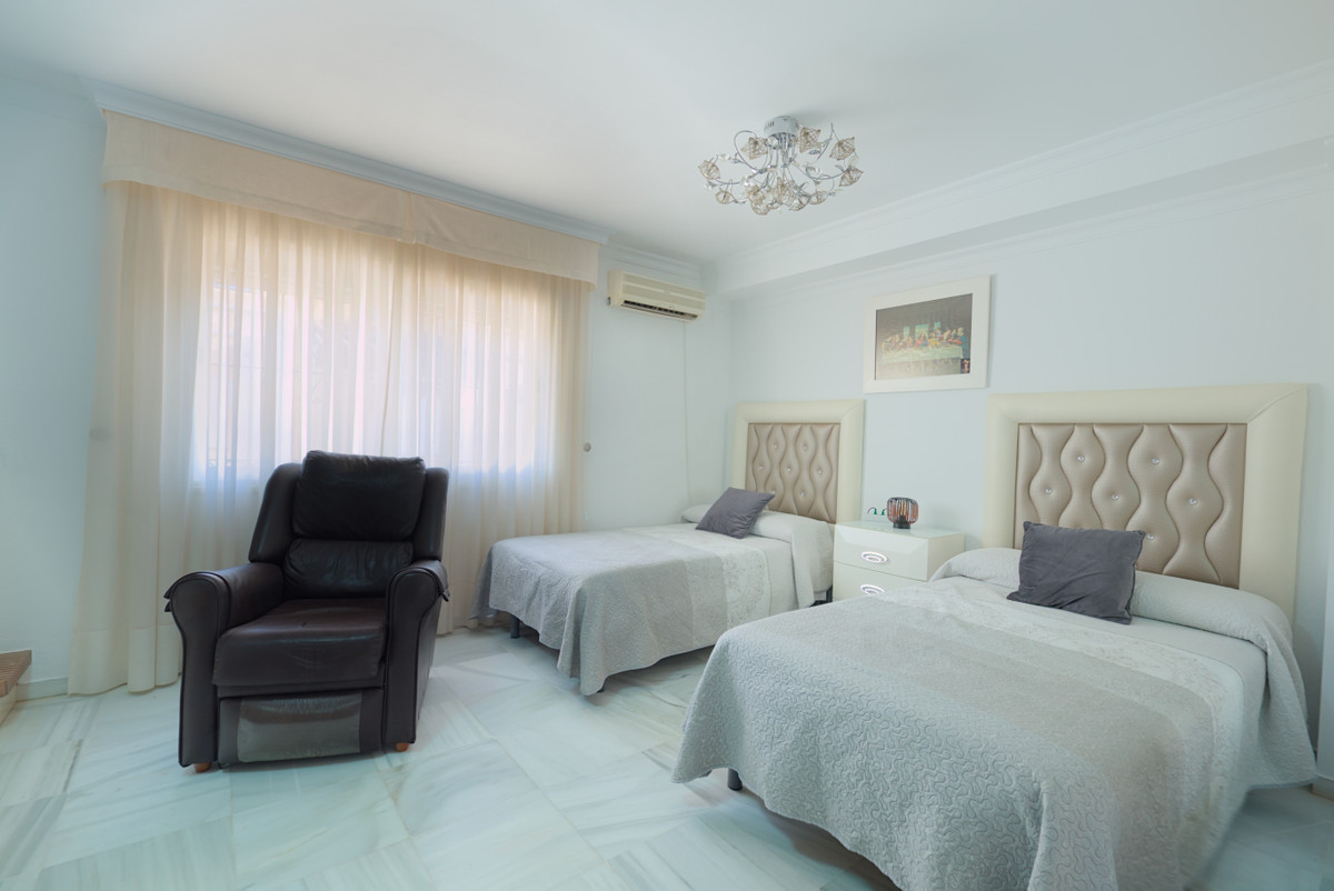 Te koop Herenhuis Costa Del Sol Torre Del Mar € 410.000,-