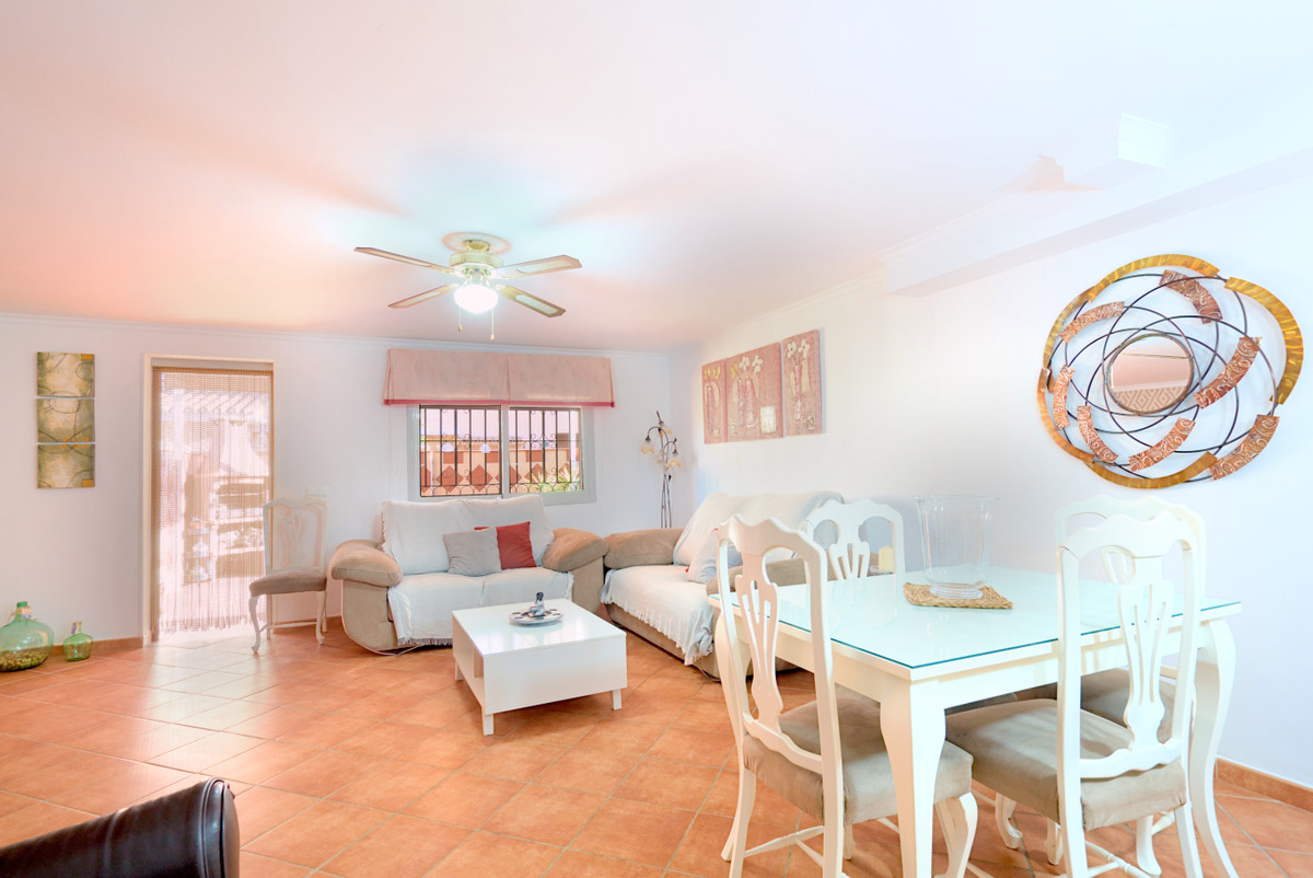 Te koop Herenhuis Costa Del Sol Torre Del Mar € 410.000,-