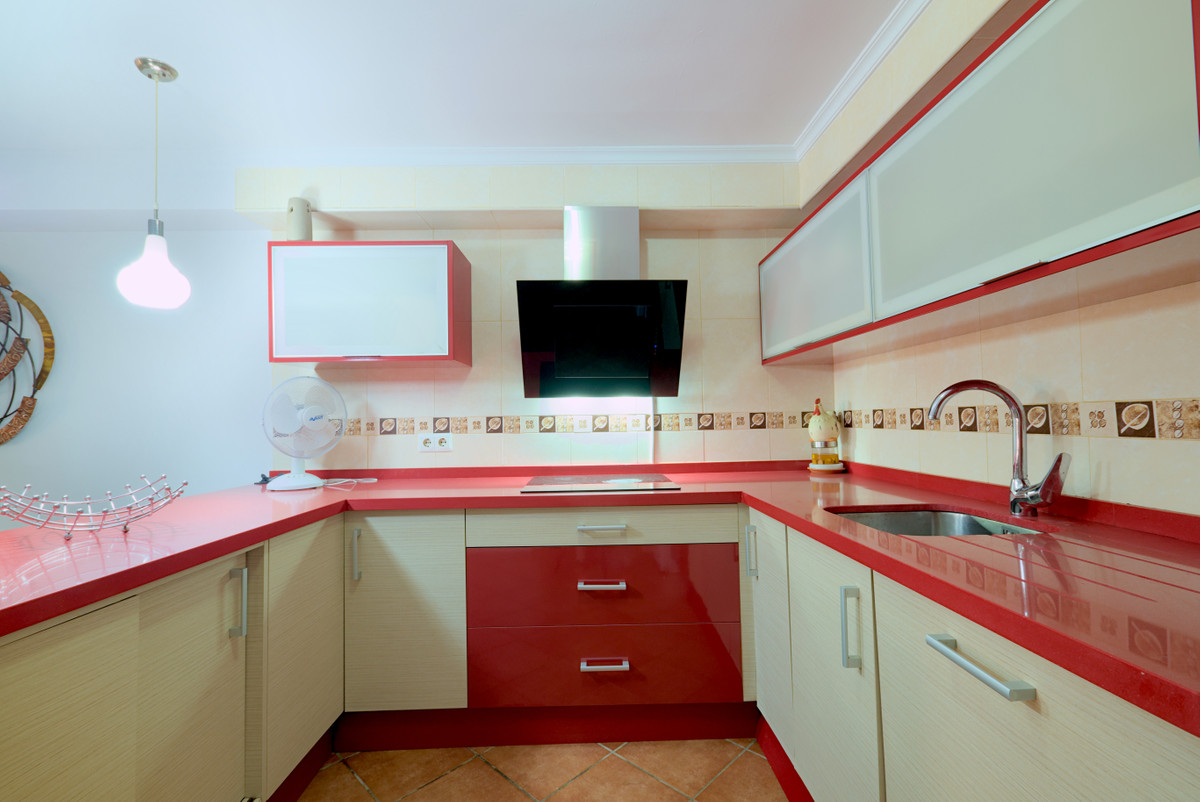 Te koop Herenhuis Costa Del Sol Torre Del Mar € 410.000,-