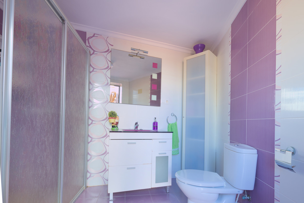 Te koop Herenhuis Costa Del Sol Torre Del Mar € 410.000,-