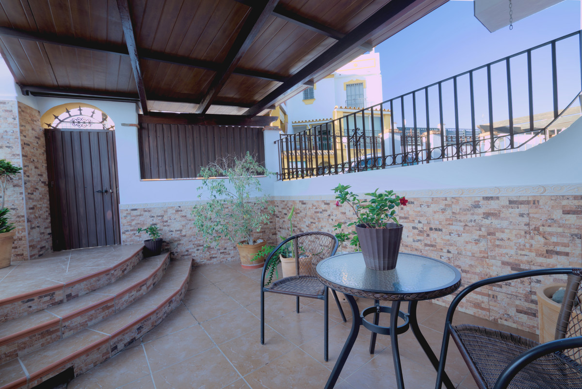 Te koop Herenhuis Costa Del Sol Torre Del Mar € 410.000,-