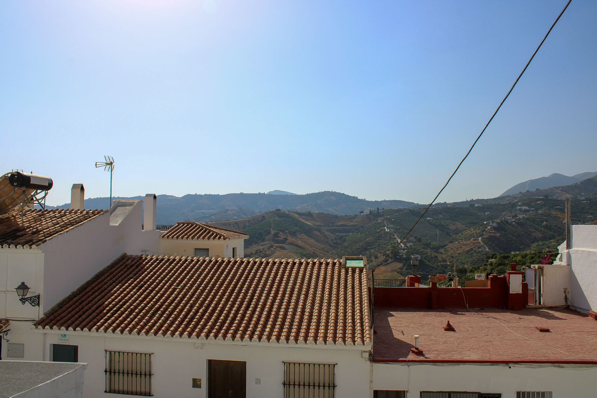 Te koop Herenhuis Costa Del Sol Frigiliana € 259.000,-