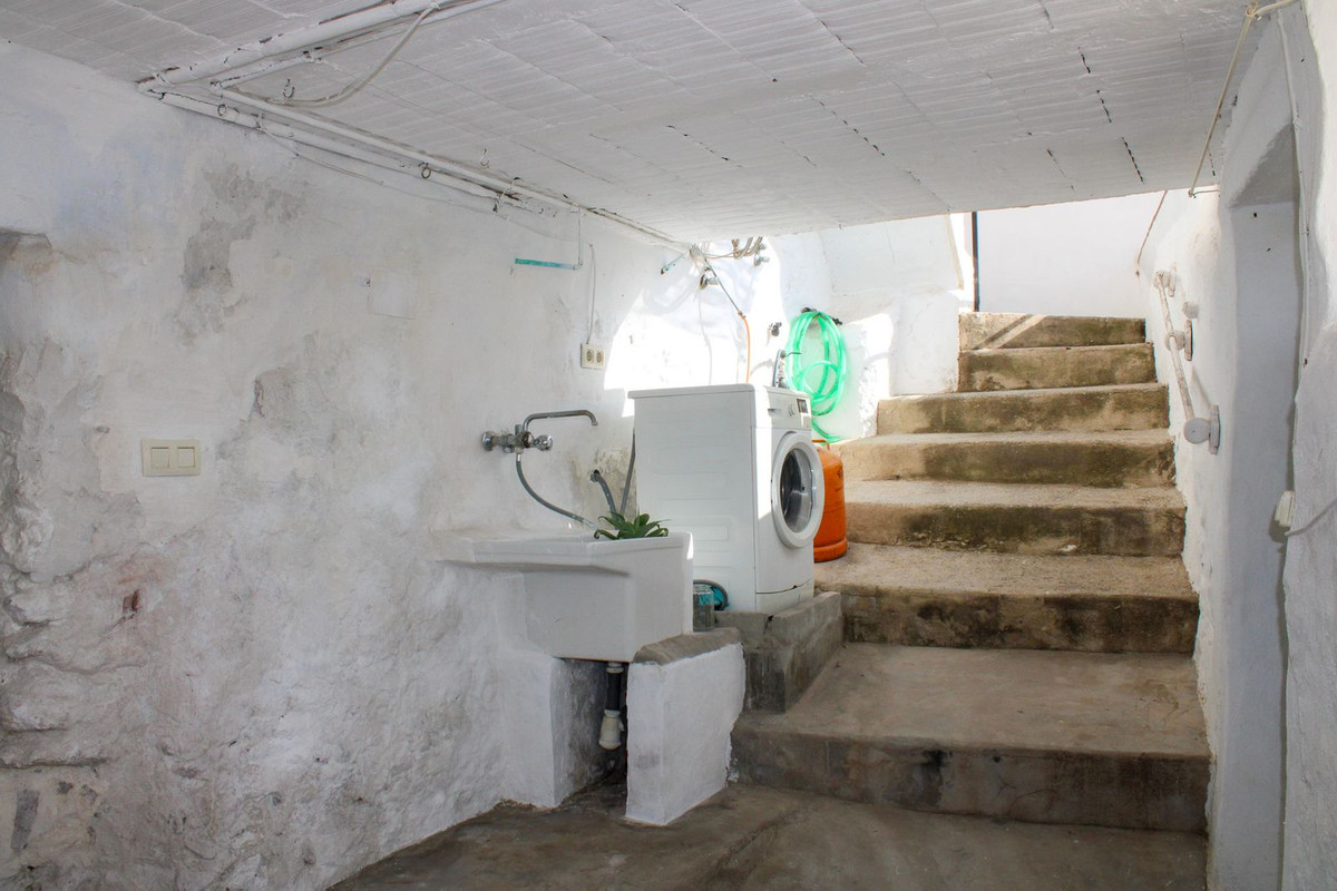 Te koop Herenhuis Costa Del Sol Frigiliana € 259.000,-