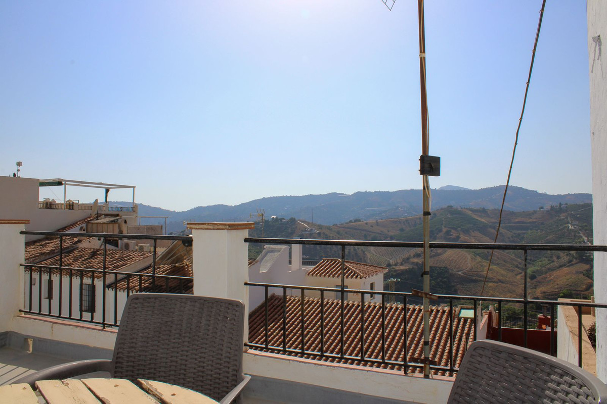 Te koop Herenhuis Costa Del Sol Frigiliana € 259.000,-