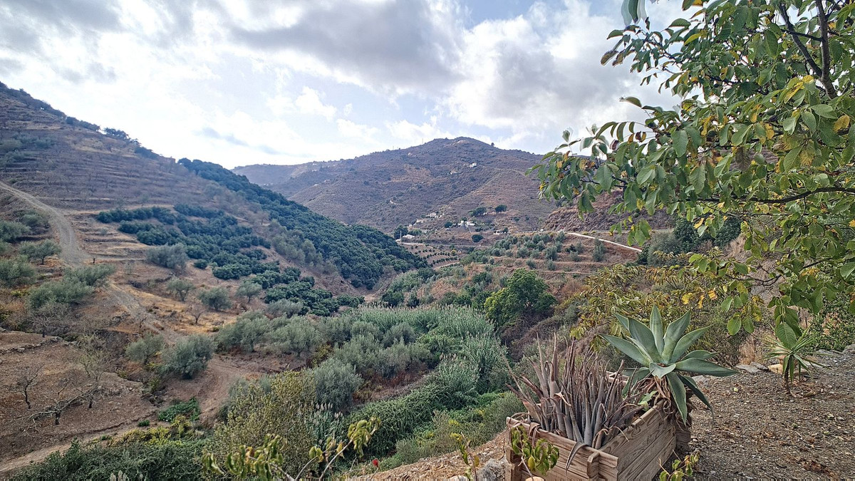 Te koop Vrijstaande Villa Costa Del Sol Arenas € 230.000,-