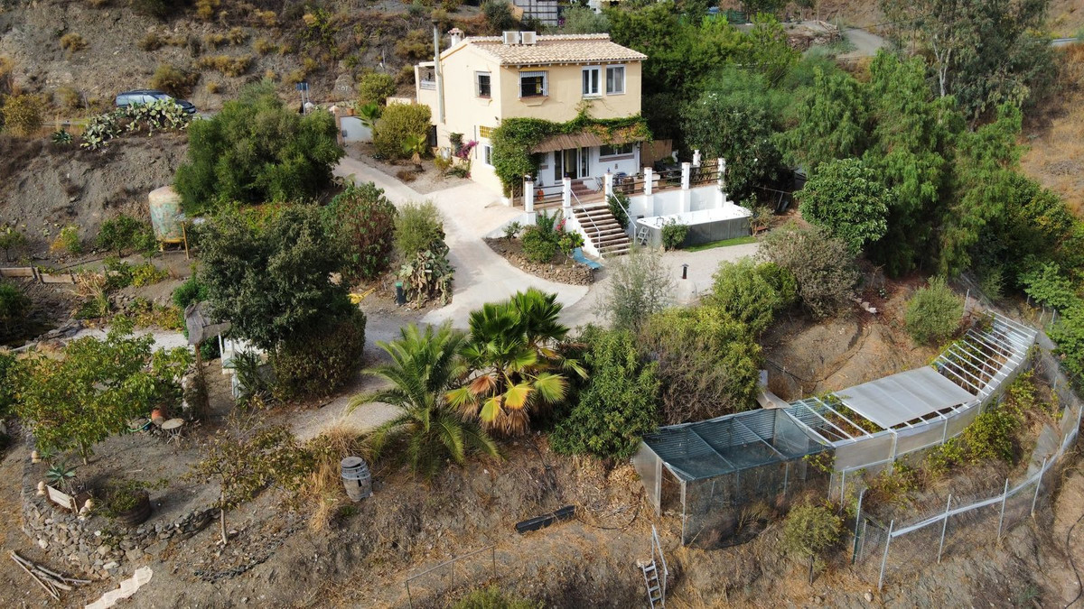 Te koop Vrijstaande Villa Costa Del Sol Arenas € 230.000,-