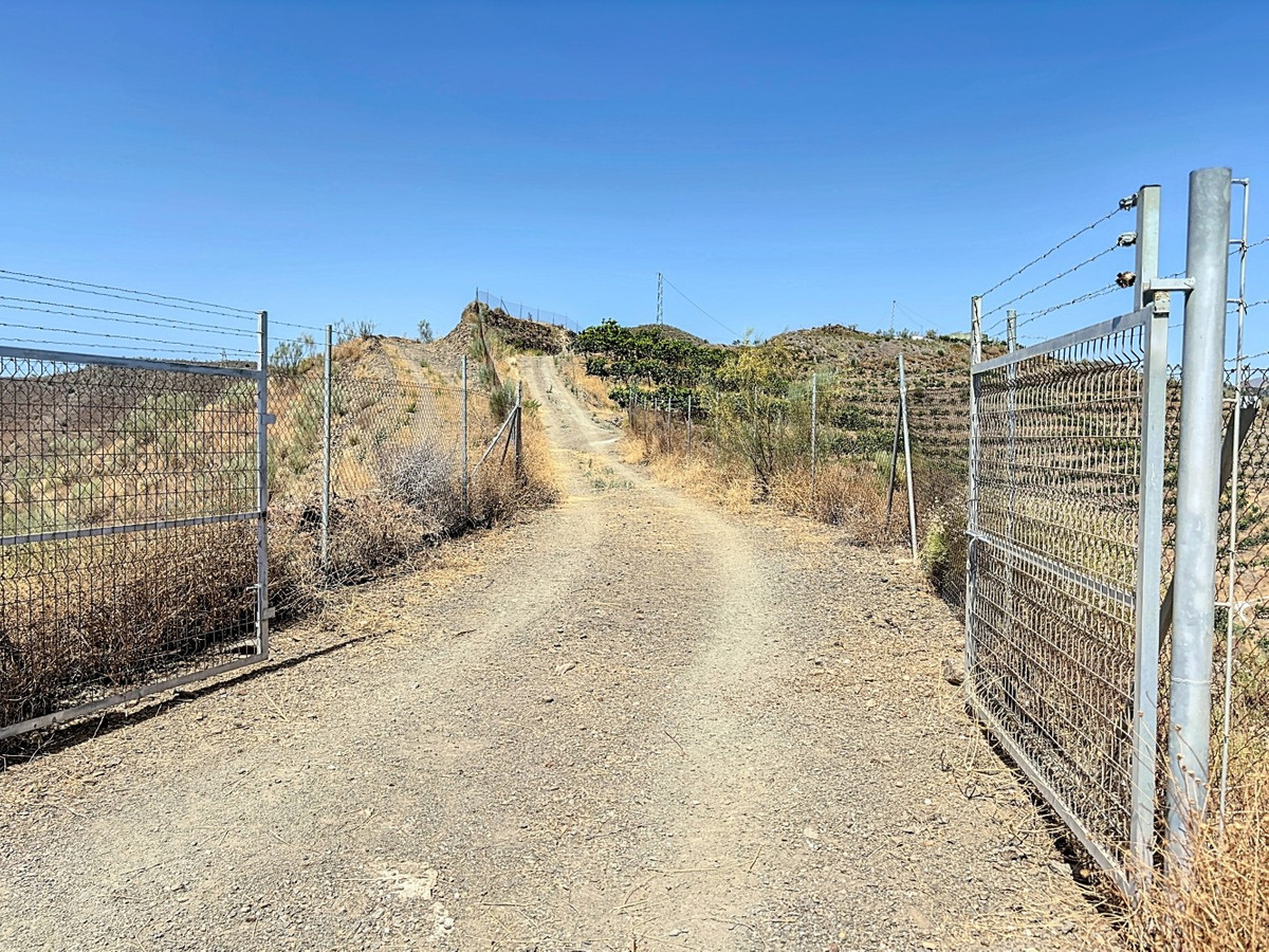 Te koop Grond Costa Del Sol Cajiz € 425.000,-