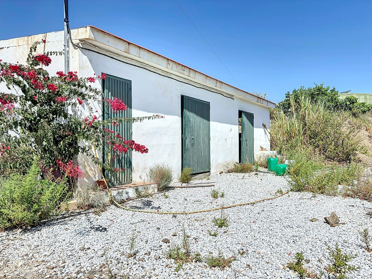 Te koop Grond Costa Del Sol Cajiz € 425.000,-