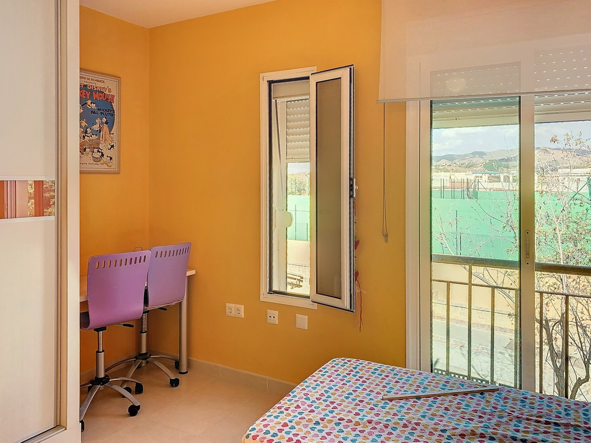 Te koop Half vrijstaand huis Costa Del Sol Valle-niza € 340.000,-