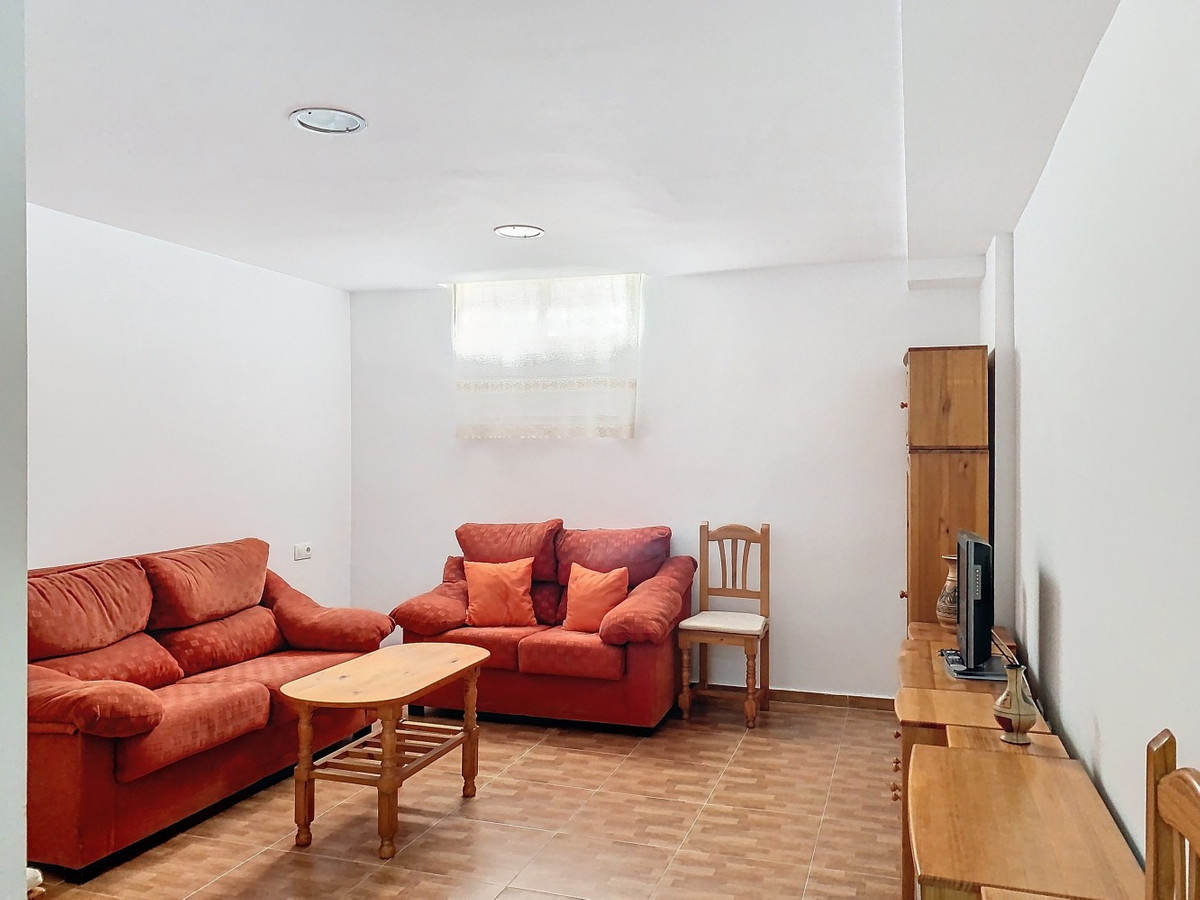 Te koop Half vrijstaand huis Costa Del Sol Valle-niza € 340.000,-