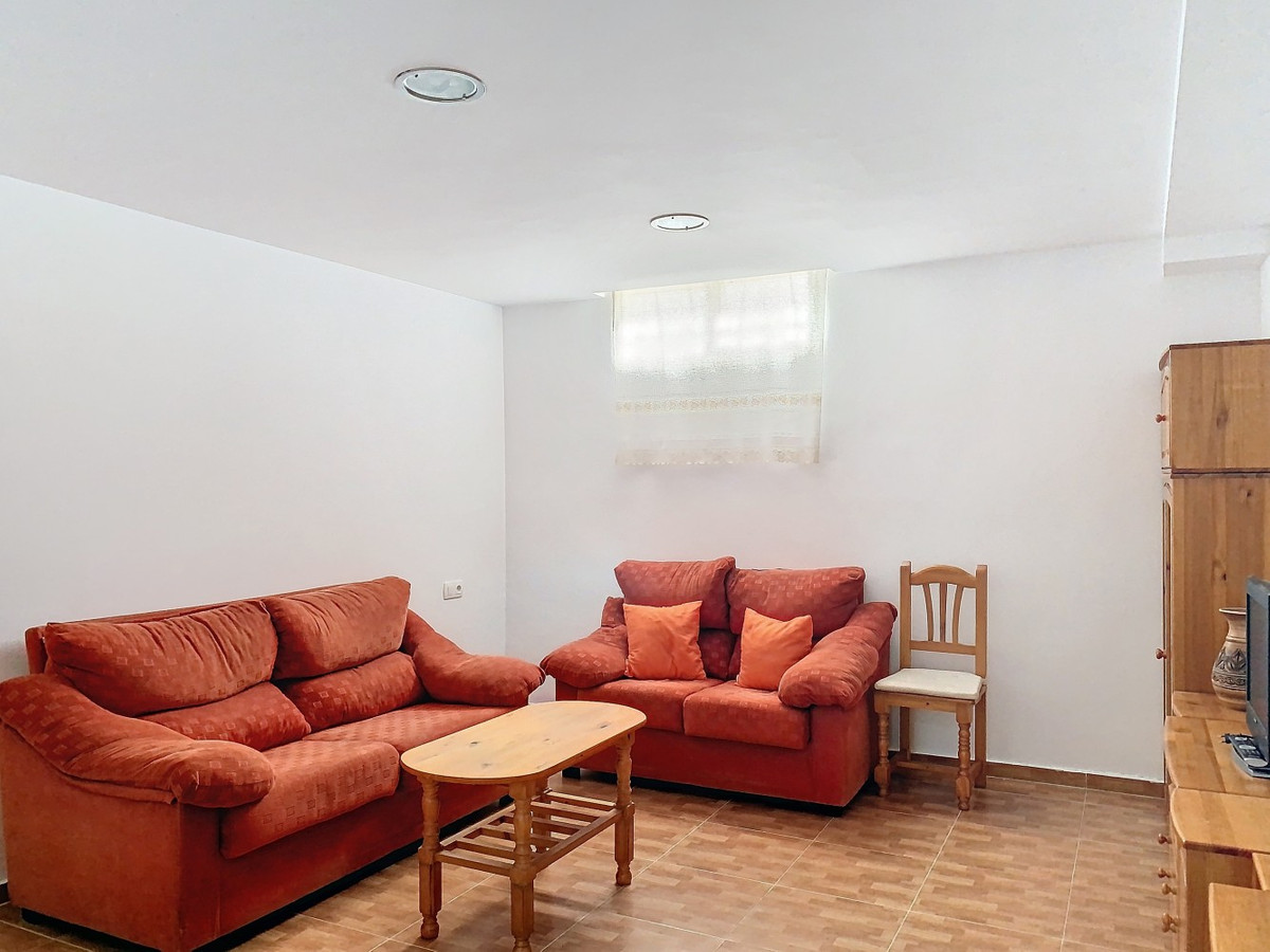 Te koop Half vrijstaand huis Costa Del Sol Valle-niza € 340.000,-