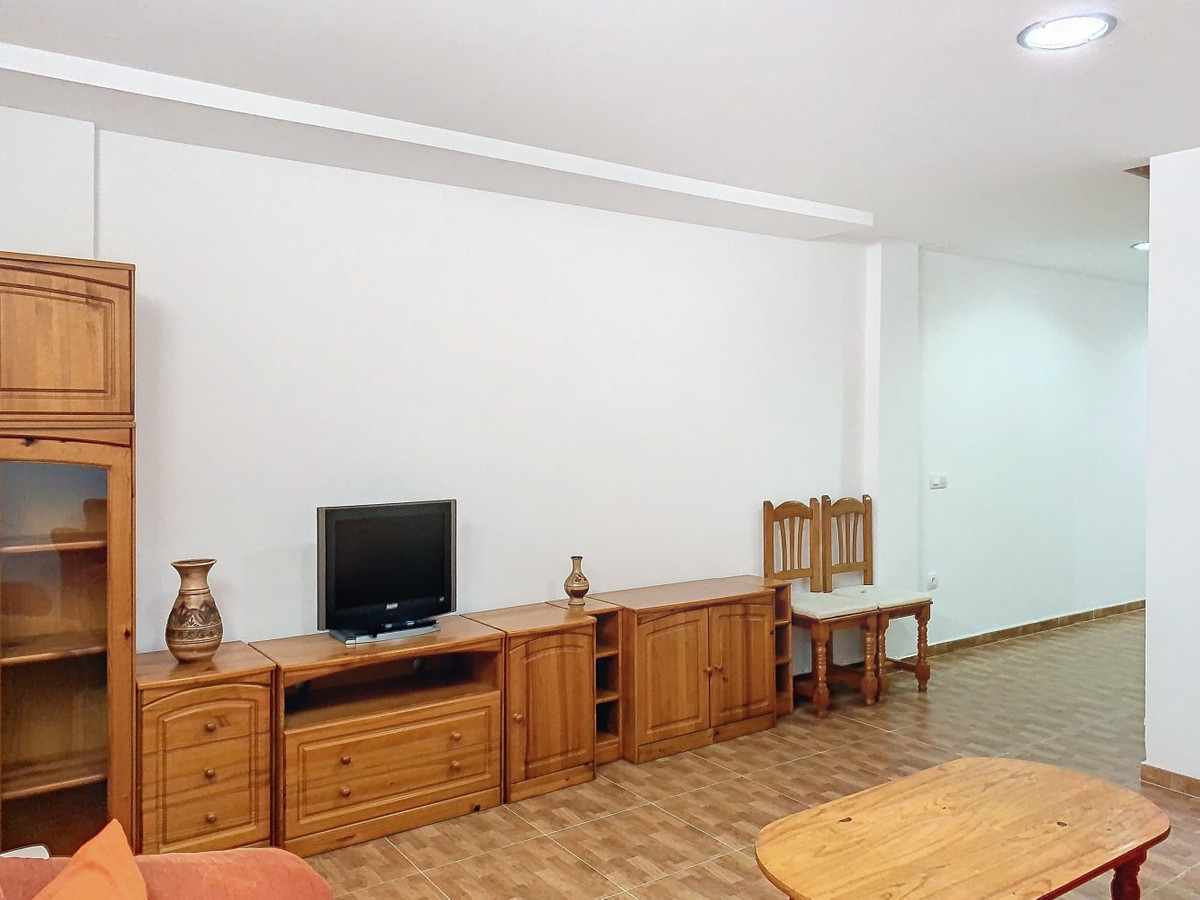 Te koop Half vrijstaand huis Costa Del Sol Valle-niza € 340.000,-