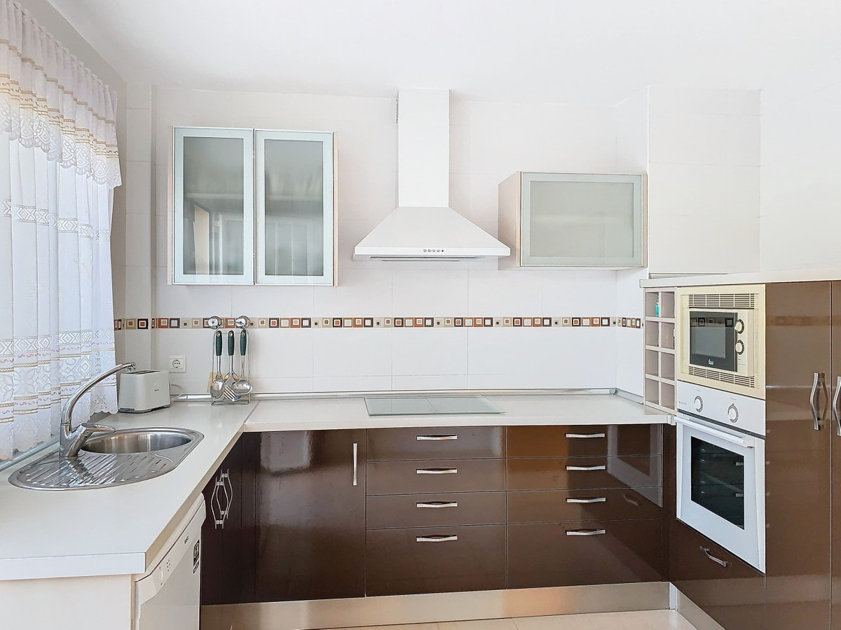 Te koop Half vrijstaand huis Costa Del Sol Valle-niza € 340.000,-