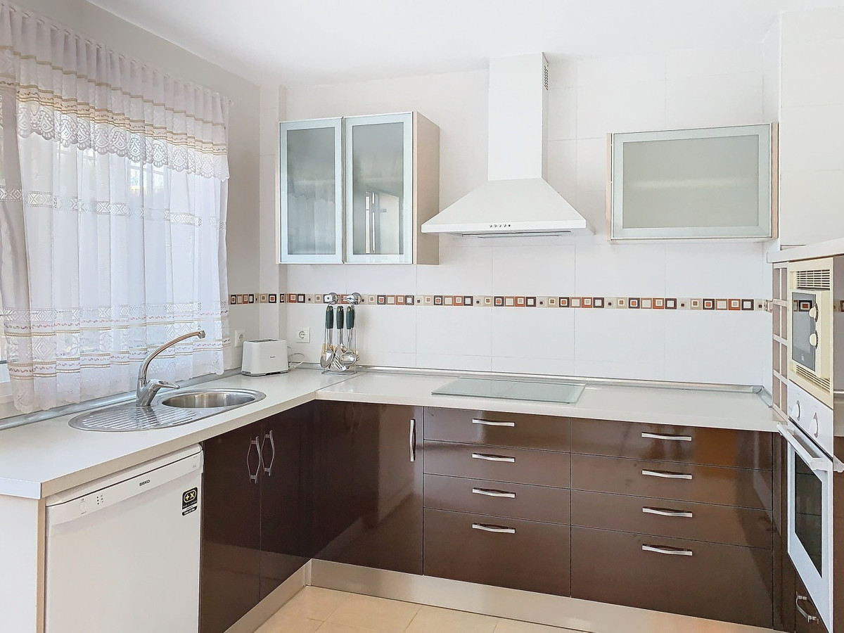 Te koop Half vrijstaand huis Costa Del Sol Valle-niza € 340.000,-