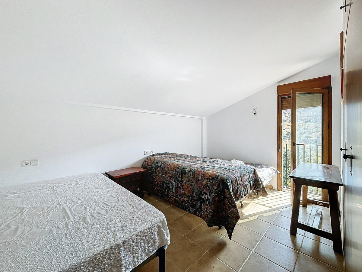 Te koop Vrijstaande Villa Costa Del Sol Alcaucín € 260.000,-