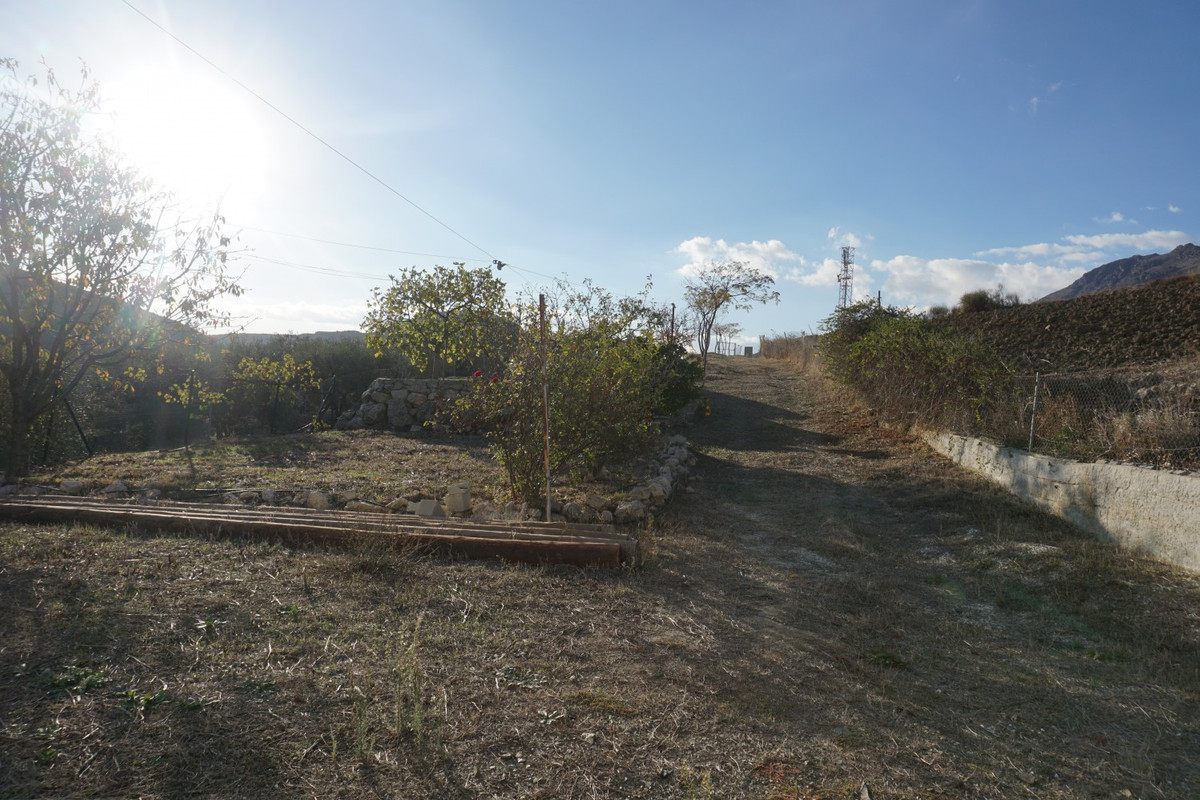 Te koop Vrijstaande Villa Costa Del Sol Alcaucín € 260.000,-