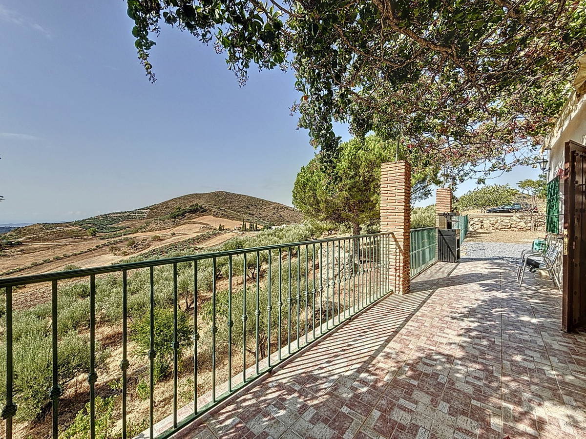 Te koop Vrijstaande Villa Costa Del Sol Alcaucín € 260.000,-