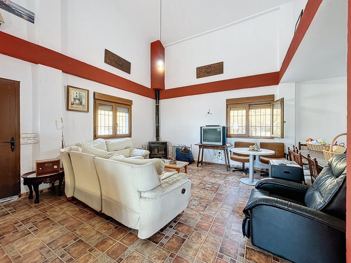 Te koop Vrijstaande Villa Costa Del Sol Alcaucín € 260.000,-