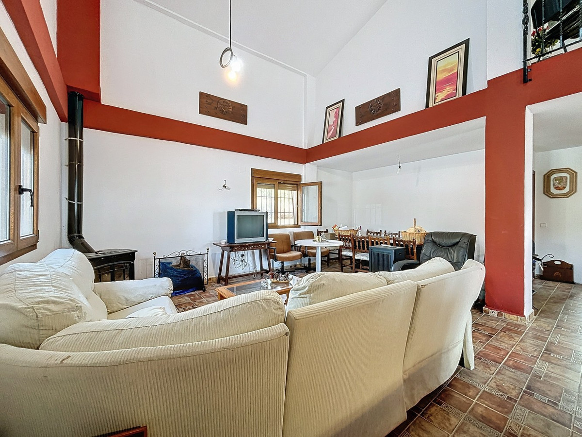 Te koop Vrijstaande Villa Costa Del Sol Alcaucín € 260.000,-